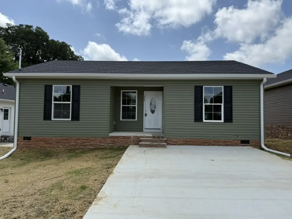 307 W Coffee Street Tullahoma TN 37388