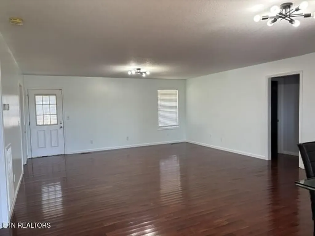 304 Ashton Way Madisonville TN 37354