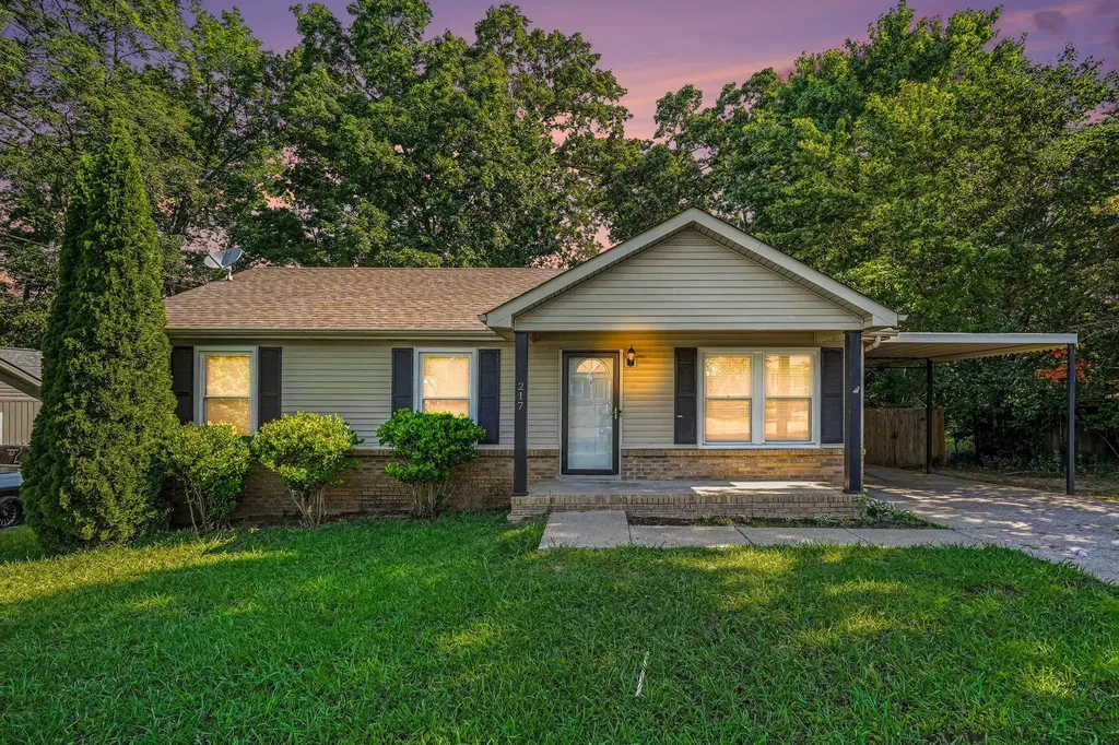 217 Bob White Drive Clarksville TN 37042