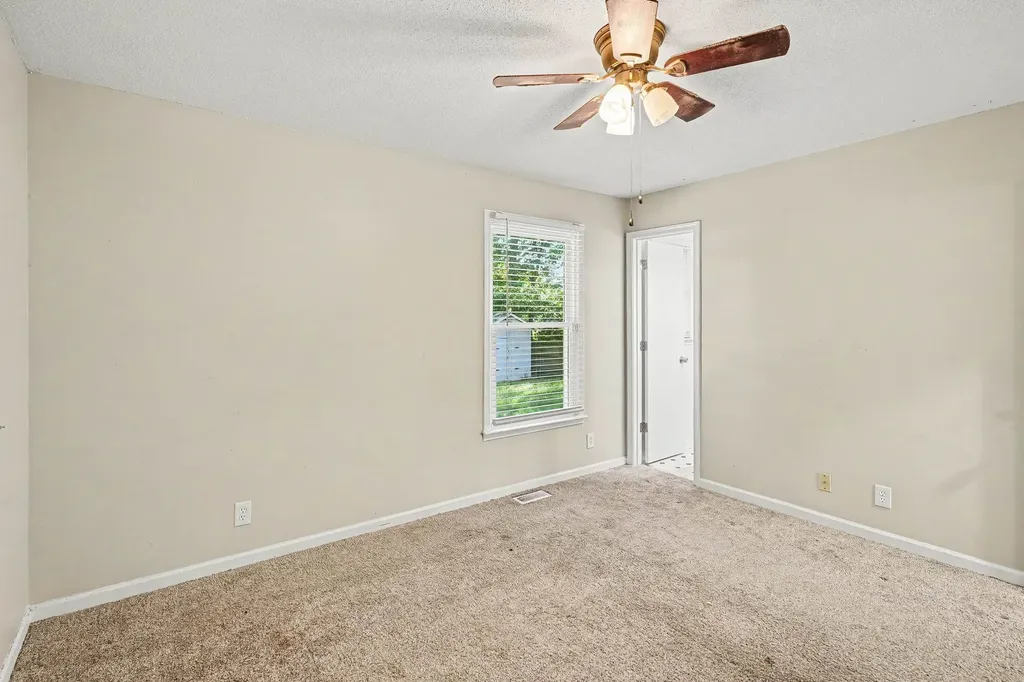 217 Bob White Drive Clarksville TN 37042
