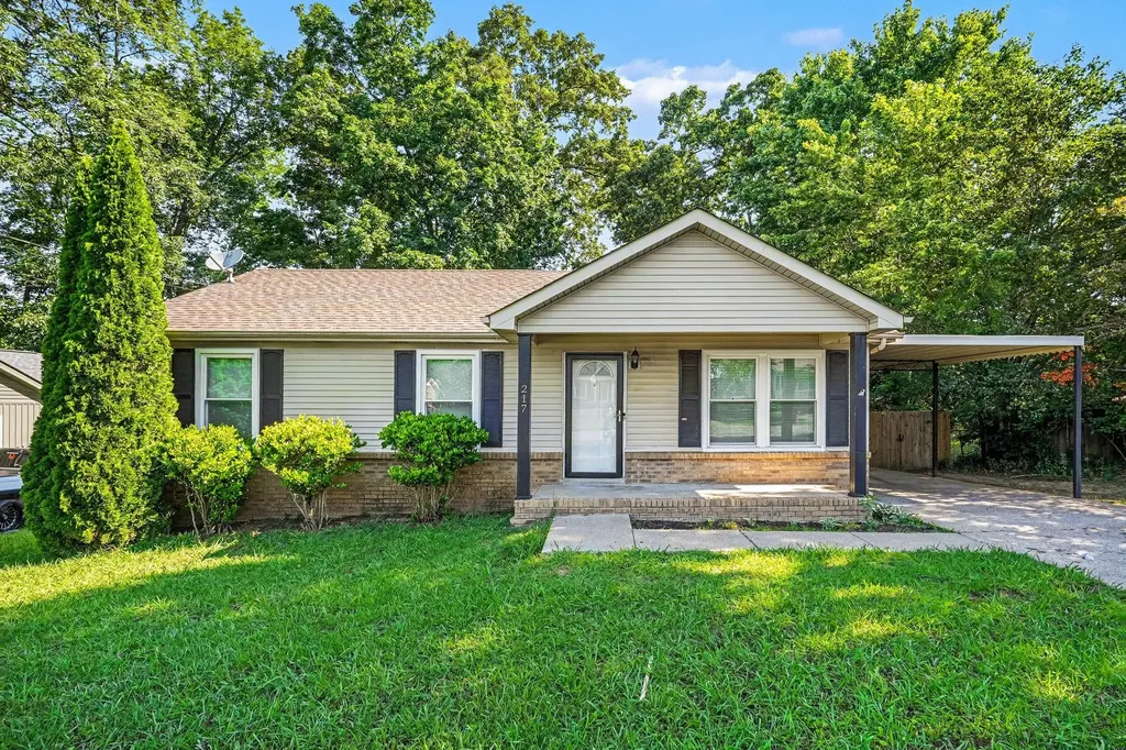 217 Bob White Drive Clarksville TN 37042