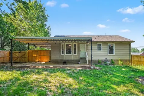 217 Bob White Drive Clarksville TN 37042