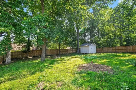 217 Bob White Drive Clarksville TN 37042