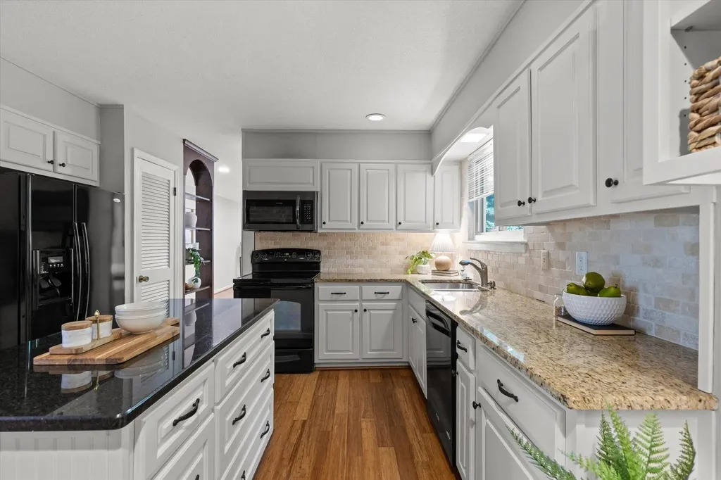 135 Palisades Drive Signal Mountain TN 37377