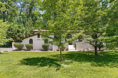 135 Palisades Drive Signal Mountain TN 37377