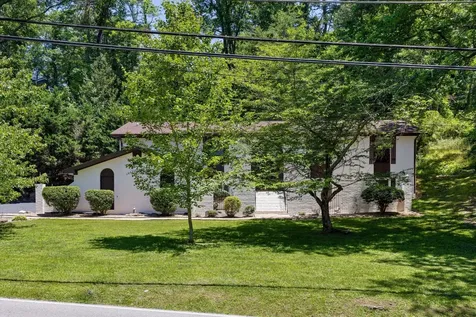 135 Palisades Drive Signal Mountain TN 37377