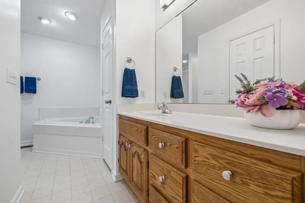 4245 James Stone Road Cedar Hill TN 37032