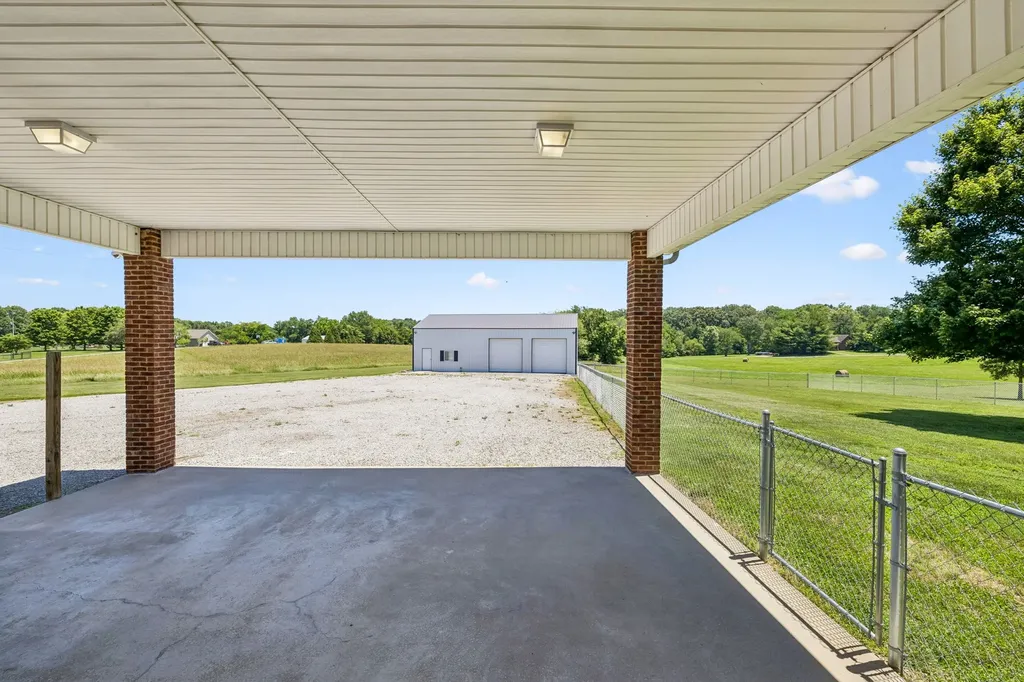 4245 James Stone Road Cedar Hill TN 37032