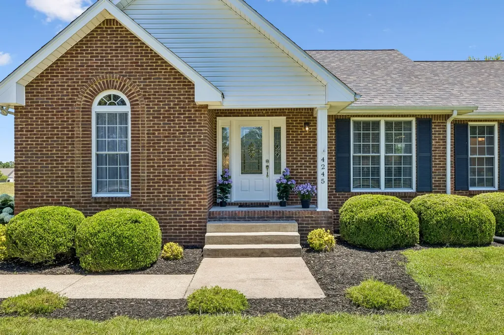4245 James Stone Road Cedar Hill TN 37032