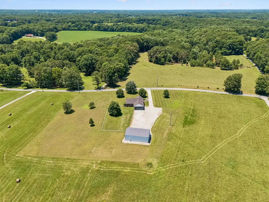 4245 James Stone Road Cedar Hill TN 37032