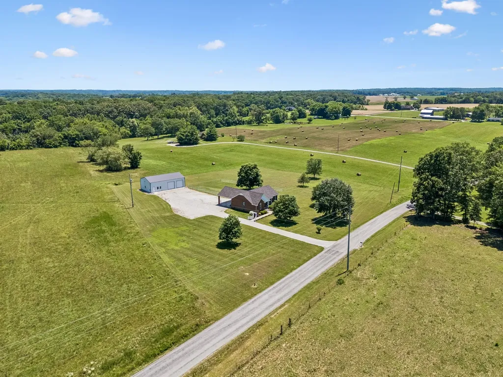 4245 James Stone Road Cedar Hill TN 37032