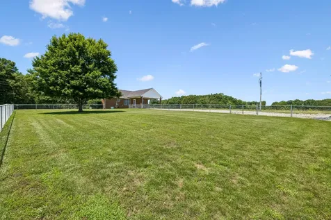 4245 James Stone Road Cedar Hill TN 37032