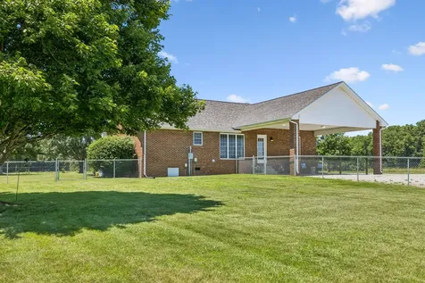 4245 James Stone Road Cedar Hill TN 37032