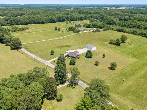 4245 James Stone Road Cedar Hill TN 37032