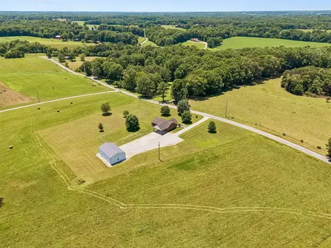 4245 James Stone Road Cedar Hill TN 37032