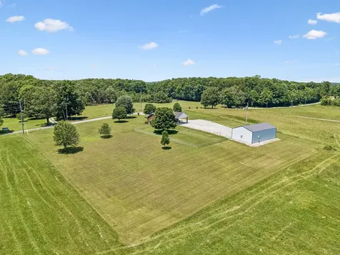 4245 James Stone Road Cedar Hill TN 37032