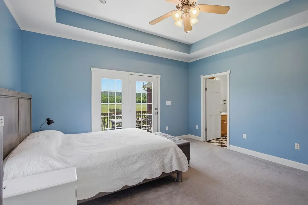 2590 Cornersville Road Lynnville TN 38472