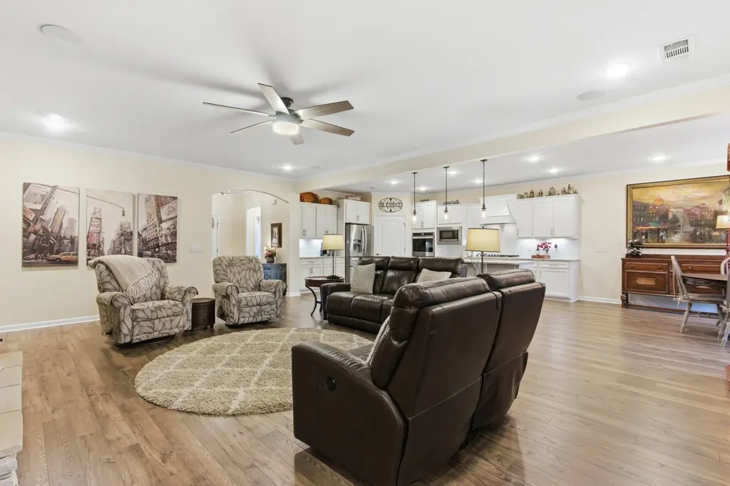 2102 Loudon Hill Spring Hill TN 37174