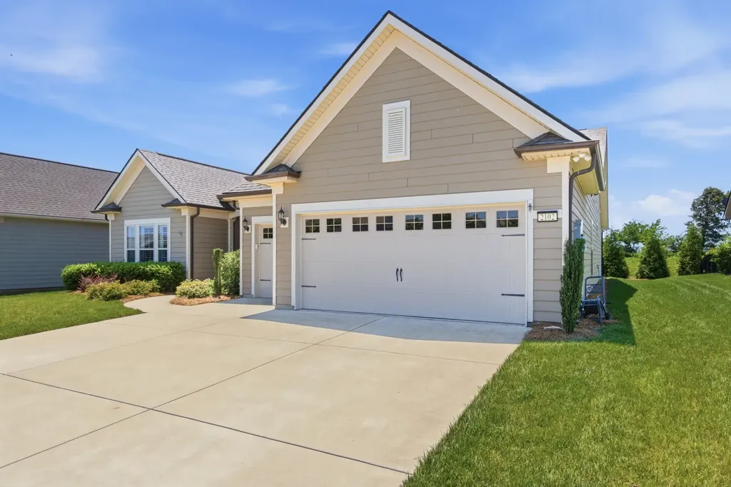 2102 Loudon Hill Spring Hill TN 37174
