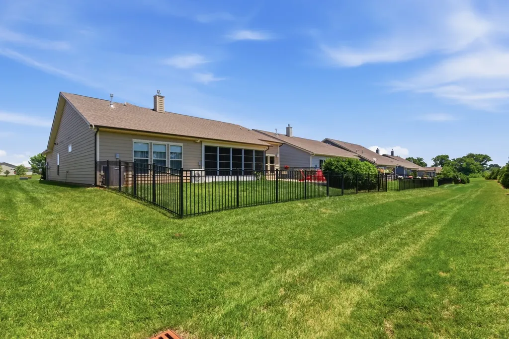 2102 Loudon Hill Spring Hill TN 37174