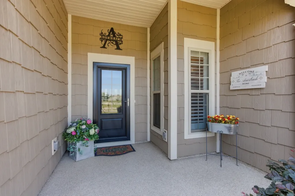 2102 Loudon Hill Spring Hill TN 37174