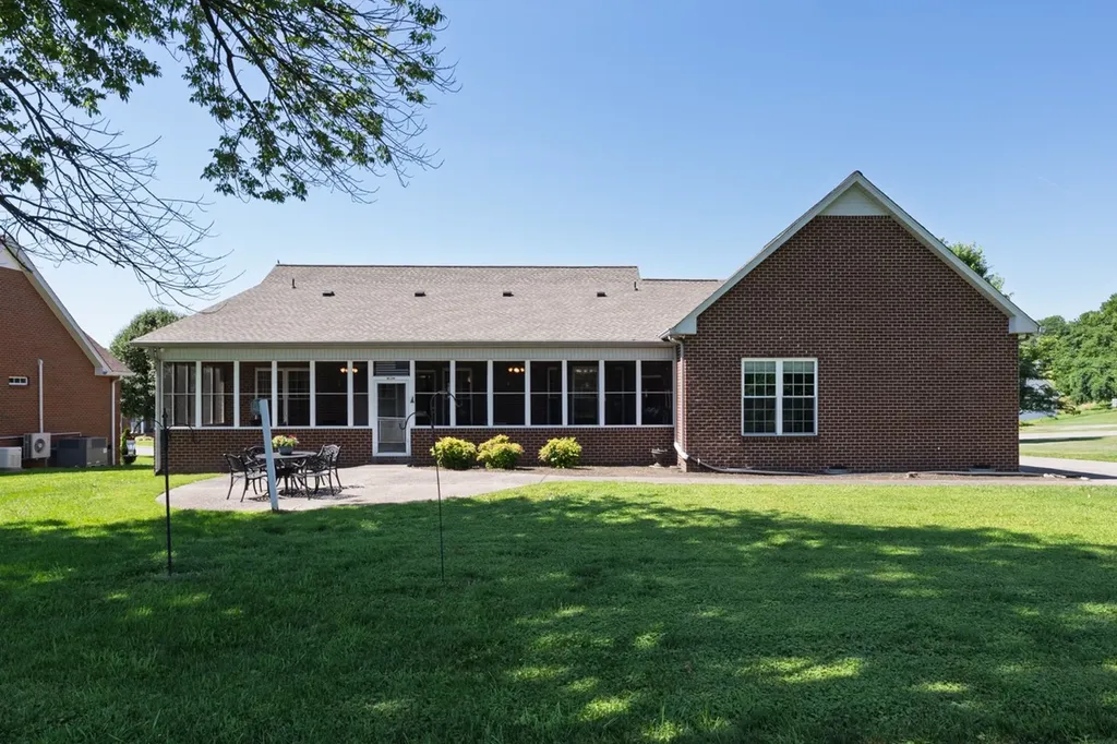 291 Bayhill Drive Gallatin TN 37066