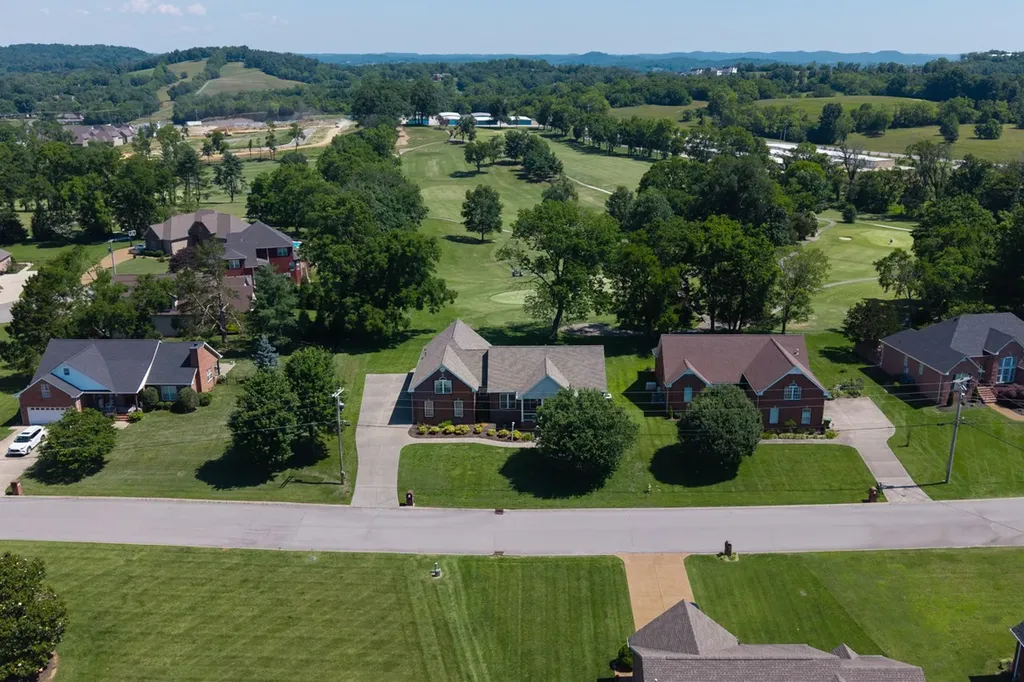 291 Bayhill Drive Gallatin TN 37066