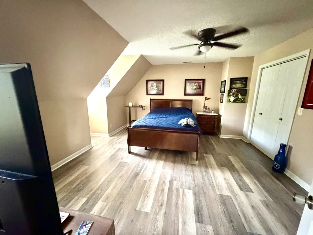 400 Sharondale Drive Tullahoma TN 37388