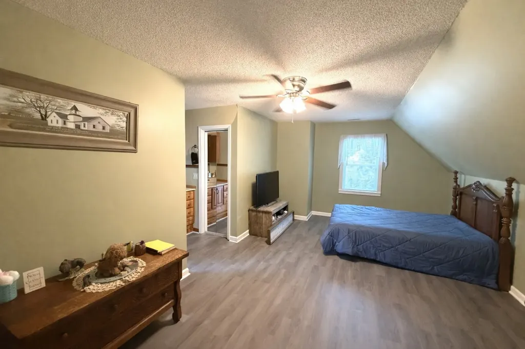 400 Sharondale Drive Tullahoma TN 37388