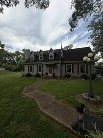 400 Sharondale Drive Tullahoma TN 37388
