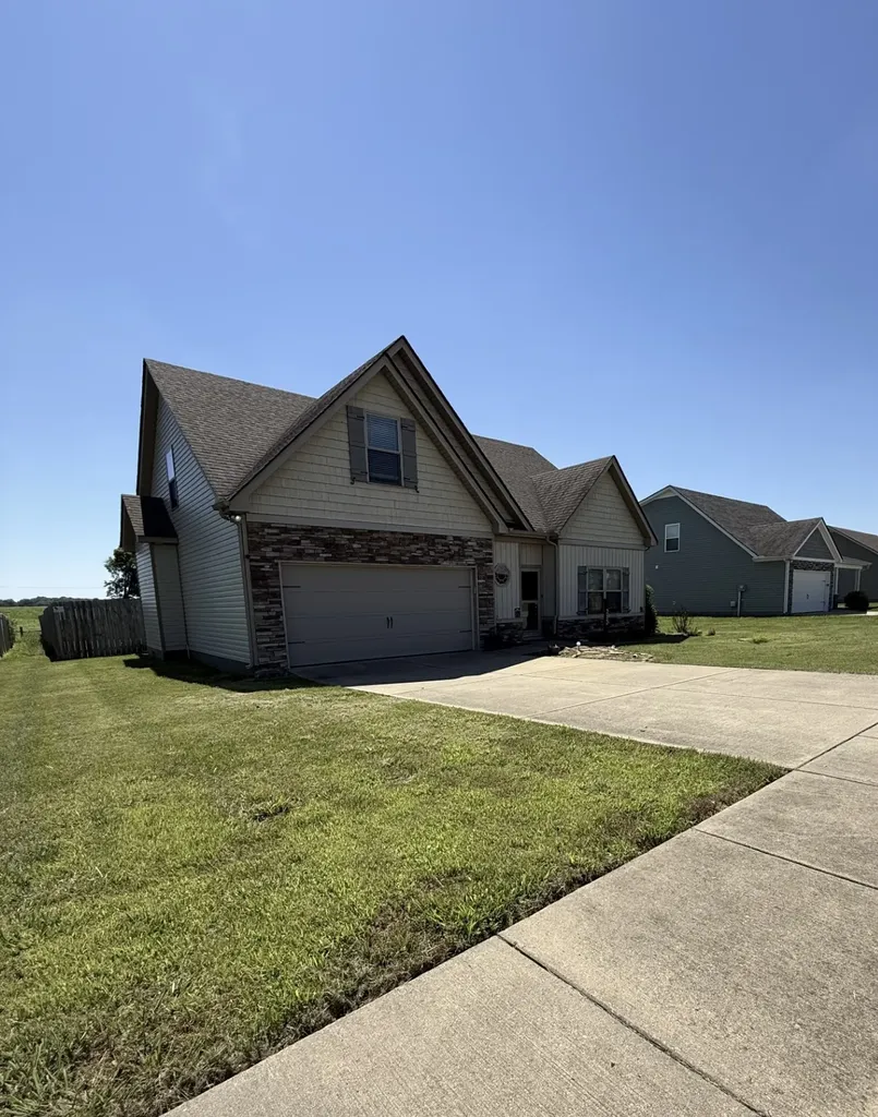 212 Ralen Avenue Christiana TN 37037