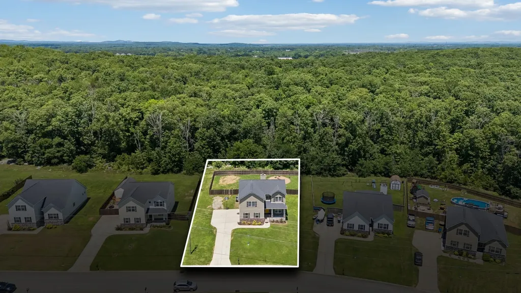 1138 Starhurst Drive Murfreesboro TN 37128