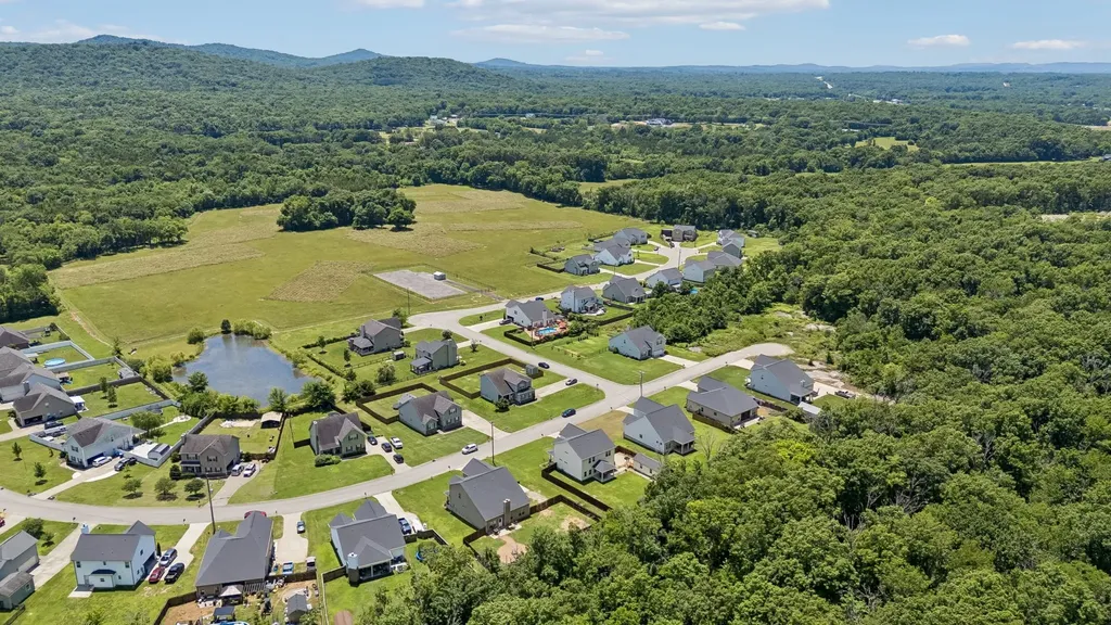 1138 Starhurst Drive Murfreesboro TN 37128