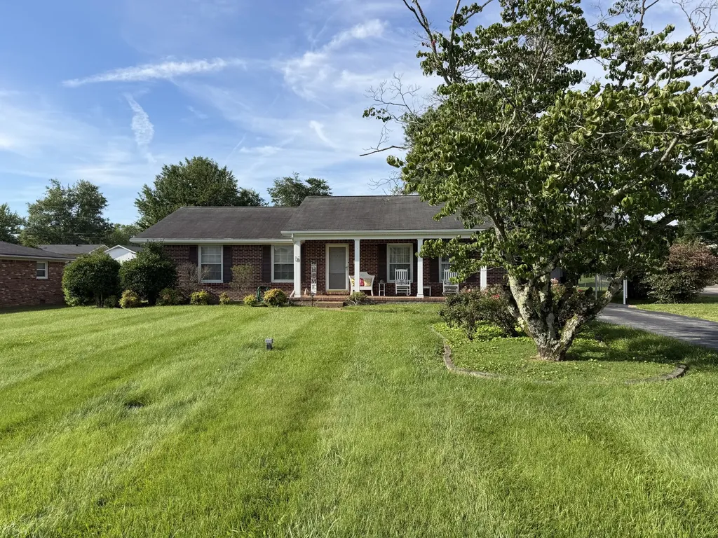 1535 Bennie Drive Cookeville TN 38501