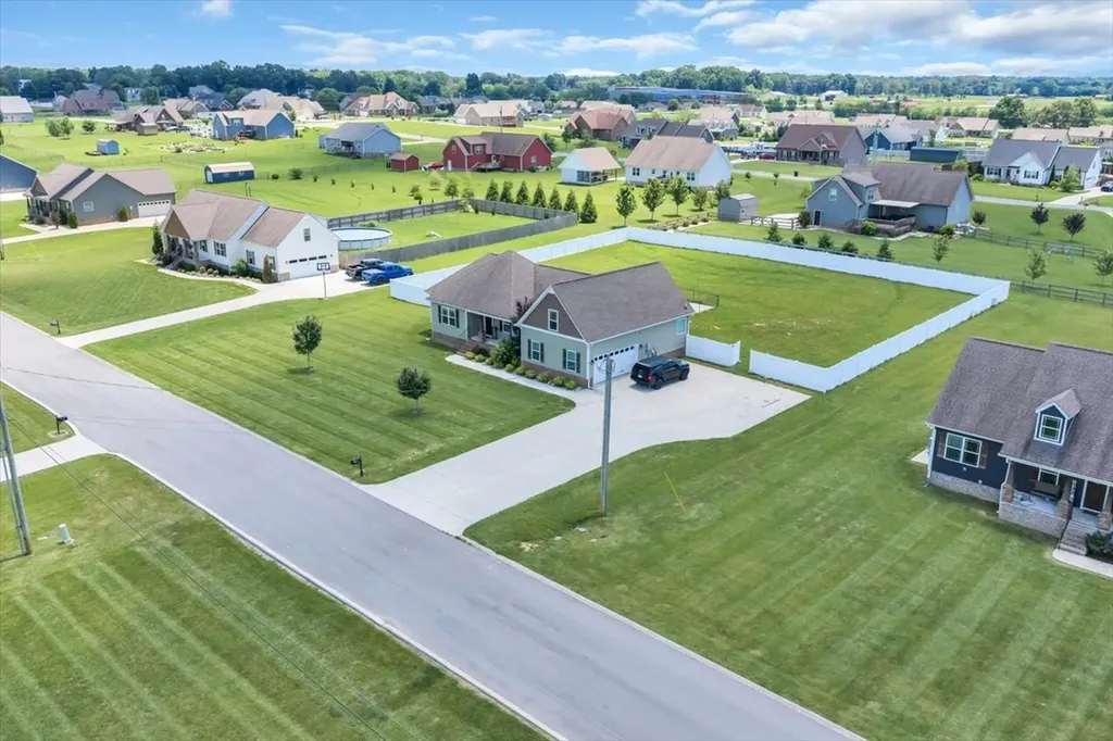 531 Richland Farms Drive Manchester TN 37355