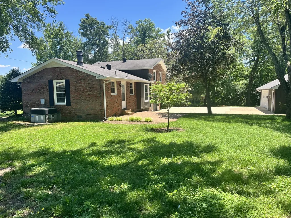 104 Pana Court Hendersonville TN 37075