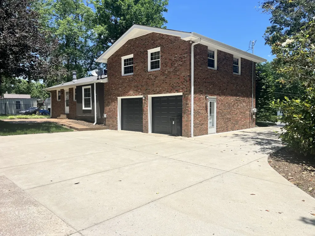 104 Pana Court Hendersonville TN 37075