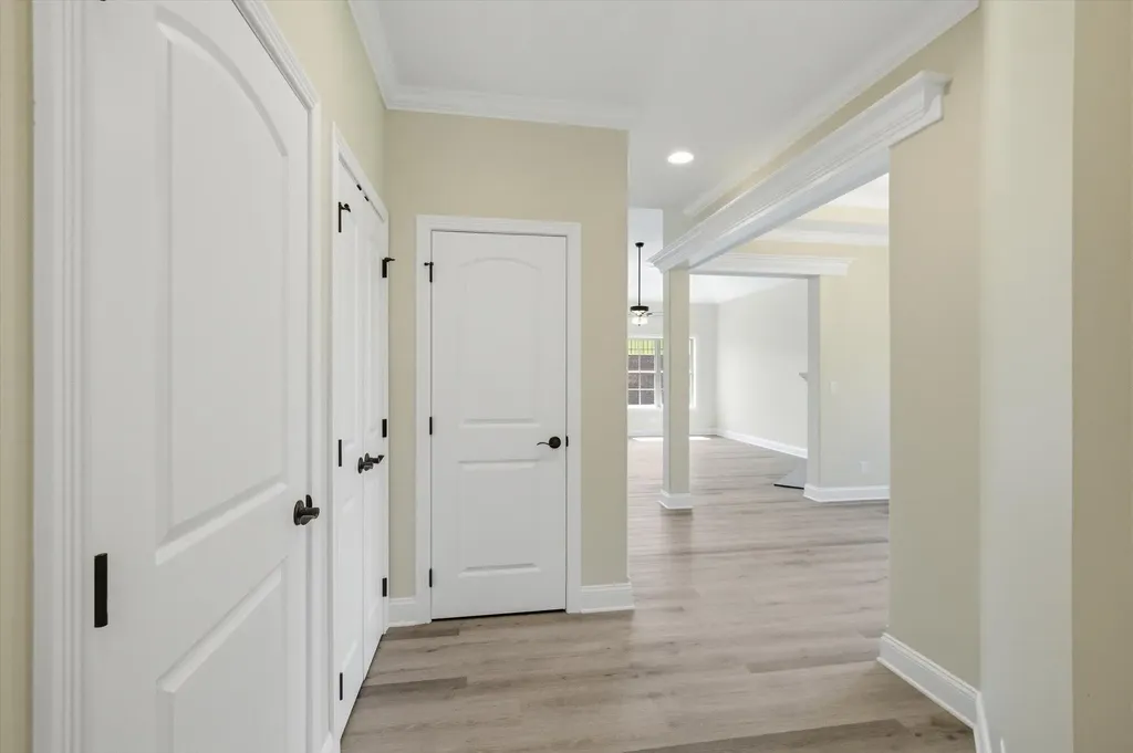 224 Lake View Point Englewood TN 37329