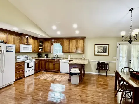 145 Murray Lake Drive Winchester TN 37398