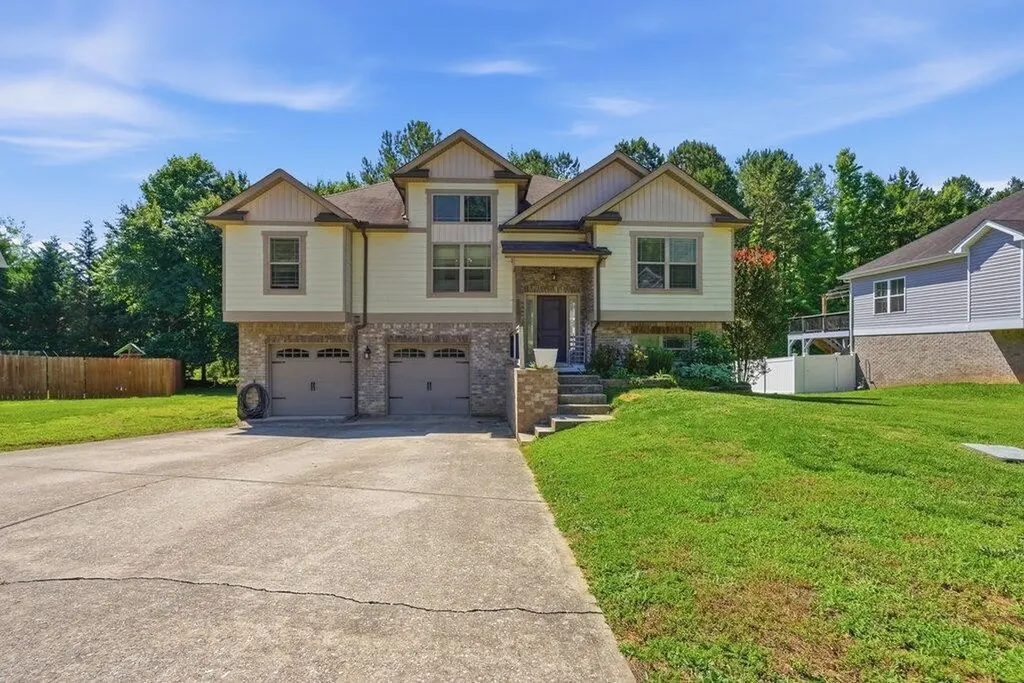 9023 Wood Dale Lane Hixson TN 37343