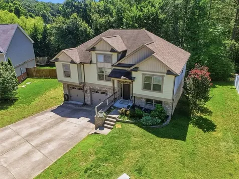 9023 Wood Dale Lane Hixson TN 37343