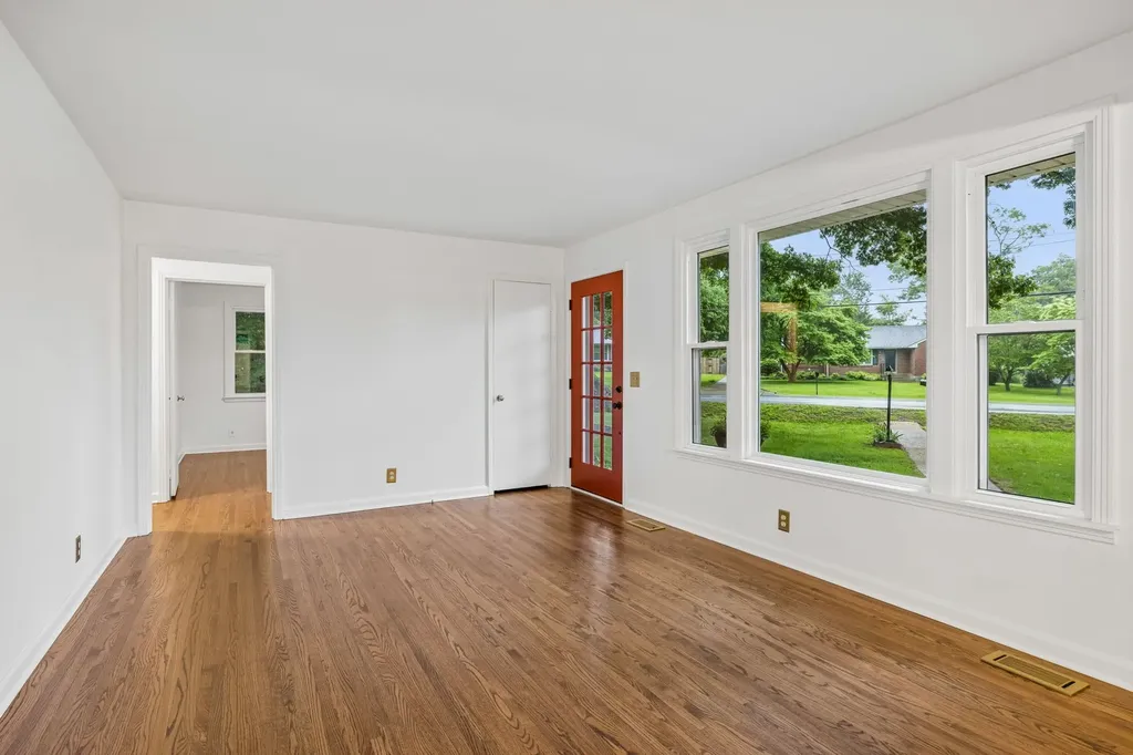 4711 Abbay Drive Nashville TN 37211