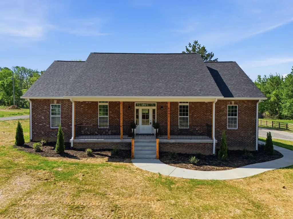 8347 Horseshoe Road Cross Plains TN 37049