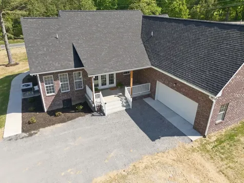 8347 Horseshoe Road Cross Plains TN 37049