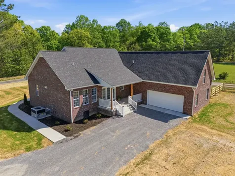 8347 Horseshoe Road Cross Plains TN 37049