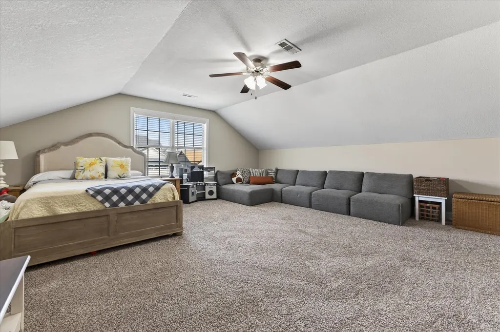 1044 Charles Thomas Drive Clarksville TN 37042