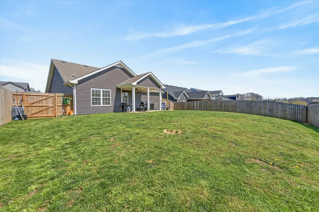 1044 Charles Thomas Drive Clarksville TN 37042
