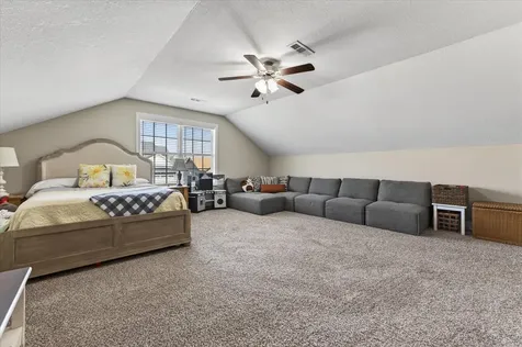 1044 Charles Thomas Drive Clarksville TN 37042