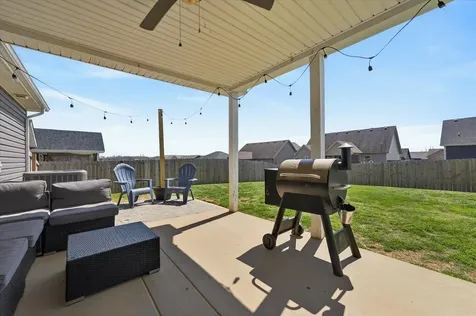 1044 Charles Thomas Drive Clarksville TN 37042