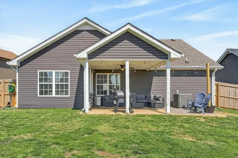 1044 Charles Thomas Drive Clarksville TN 37042